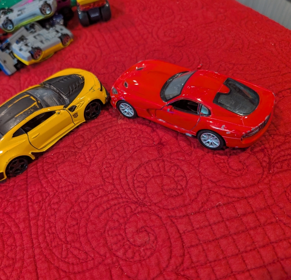 Vibrant Toy Car Set - Red and Yellow